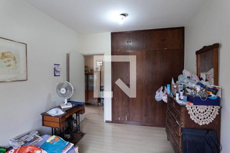 Quarto 2 de casa à venda com 3 quartos, 243m² em Paraíso, Belo Horizonte