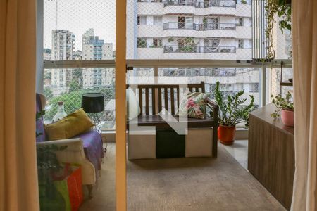 Sacada de apartamento à venda com 3 quartos, 100m² em Vila Pompéia, São Paulo