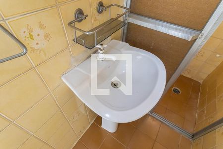 Banheiro de apartamento à venda com 1 quarto, 56m² em Botafogo, Campinas