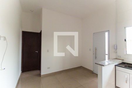 Sala/Cozinha de apartamento para alugar com 1 quarto, 30m² em Parque Paineiras, São Paulo