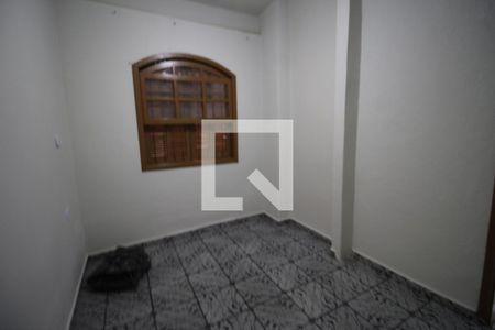 Quarto de casa para alugar com 2 quartos, 120m² em Jardim Arpoador, São Paulo