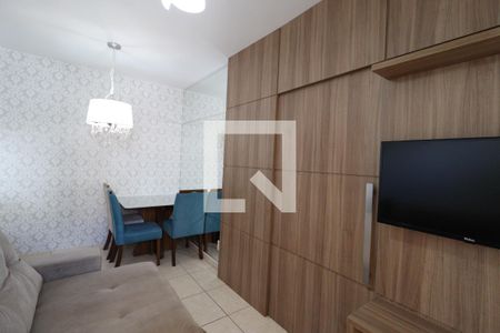 Sala de apartamento para alugar com 2 quartos, 70m² em Patrimônio, Uberlândia