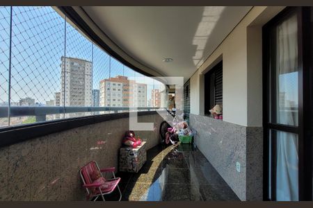 Sacada de apartamento à venda com 3 quartos, 147m² em Vila Assunção, Santo André