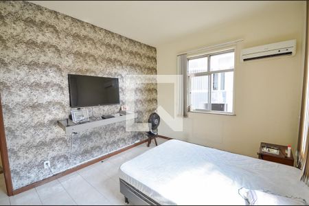 Quarto 1 de apartamento à venda com 2 quartos, 69m² em Grajau, Rio de Janeiro