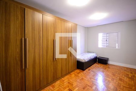 Quarto 1  de casa à venda com 3 quartos, 190m² em Vila Brasilina, São Paulo