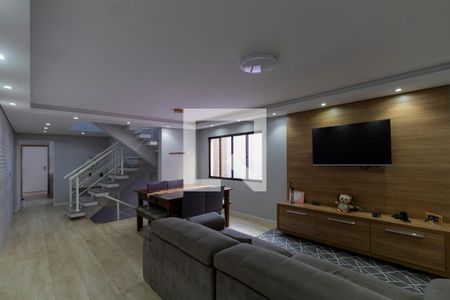 Sala de casa à venda com 3 quartos, 220m² em Vila Nhocuné, São Paulo