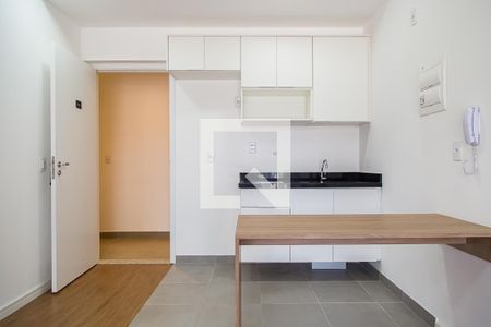 Sala / Cozinha de apartamento para alugar com 1 quarto, 35m² em Vila Guarani (z Sul), São Paulo