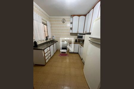 Casa à venda com 3 quartos, 193m² em Jardim Santo Alberto, Santo André