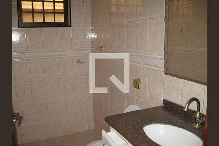 Casa à venda com 3 quartos, 180m² em Vila Scarpelli, Santo André