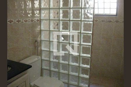 Casa à venda com 3 quartos, 180m² em Vila Scarpelli, Santo André