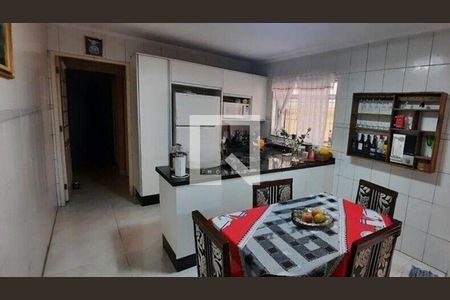 Casa à venda com 5 quartos, 190m² em Cidade Antônio Estêvão de Carvalho, São Paulo