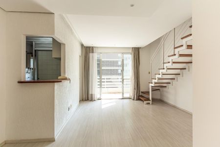 Sala de apartamento para alugar com 2 quartos, 75m² em Indianópolis, São Paulo