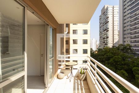 Varanda de apartamento para alugar com 2 quartos, 75m² em Indianópolis, São Paulo