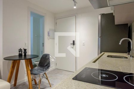 Cozinha de kitnet/studio à venda com 0 quarto, 25m² em Farroupilha, Porto Alegre