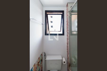 Banheiro de apartamento para alugar com 1 quarto, 48m² em Vila Olímpia, São Paulo