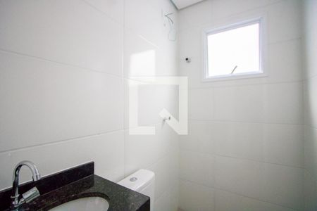 Banheiro de apartamento à venda com 1 quarto, 42m² em Vila Pires, Santo André