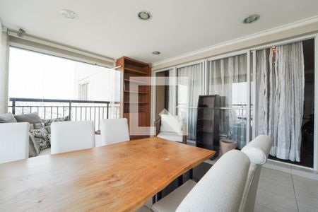 Sacada de apartamento à venda com 3 quartos, 98m² em Vila Romana, São Paulo