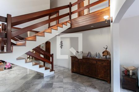 Sala 1 de casa à venda com 6 quartos, 310m² em São José, Belo Horizonte