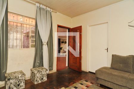 Sala de casa para alugar com 2 quartos, 320m² em Vila Zat, São Paulo