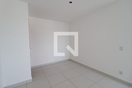 Sala de apartamento para alugar com 2 quartos, 58m² em Novo Mundo, Uberlândia