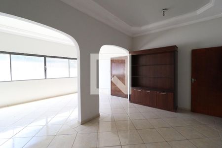 Sala de apartamento para alugar com 4 quartos, 186m² em Morada da Colina, Uberlândia