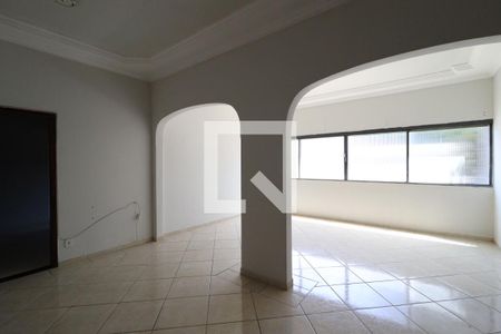 Sala de apartamento para alugar com 4 quartos, 186m² em Morada da Colina, Uberlândia