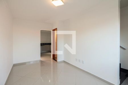 Sala  de casa de condomínio para alugar com 2 quartos, 60m² em Vila Carlos de Campos, São Paulo