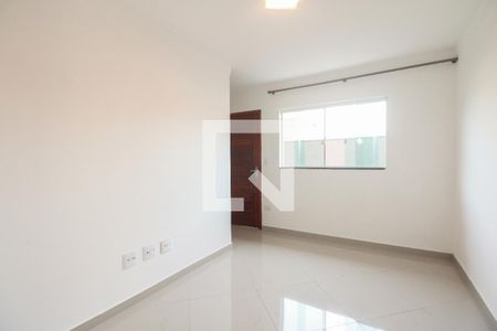 Sala  de casa de condomínio para alugar com 2 quartos, 60m² em Vila Carlos de Campos, São Paulo