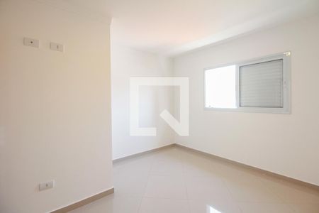 Quarto 1 de casa de condomínio para alugar com 2 quartos, 60m² em Vila Carlos de Campos, São Paulo