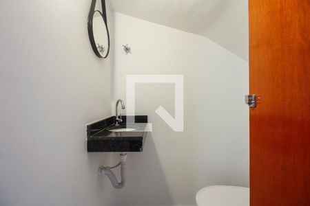 Lavabo  de casa de condomínio para alugar com 2 quartos, 60m² em Vila Carlos de Campos, São Paulo