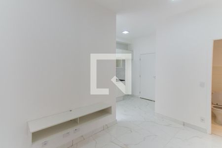 Sala   de apartamento à venda com 2 quartos, 35m² em Parque Vitoria, São Paulo
