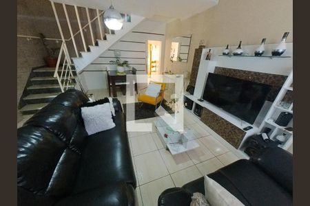 Sala de casa para alugar com 3 quartos, 186m² em Vila Nina, São Paulo