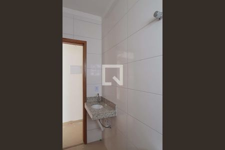 Banheiro de apartamento para alugar com 1 quarto, 60m² em Jardim São Paulo, São Paulo