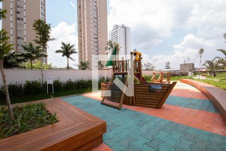 Apartamento à venda com 111m², 2 quartos e 2 vagas Apartamento à venda com 111m², 2 quartos e 2 vagasÁrea comum - Playground