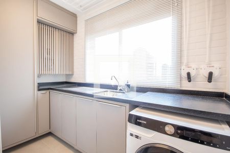 Apartamento à venda com 111m², 2 quartos e 2 vagas Apartamento à venda com 111m², 2 quartos e 2 vagasÁrea de Serviço