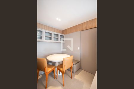 Apartamento à venda com 111m², 2 quartos e 2 vagas Apartamento à venda com 111m², 2 quartos e 2 vagasCozinha
