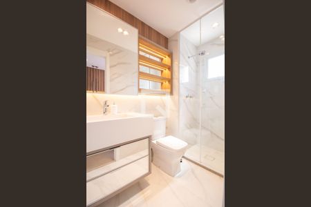 Apartamento à venda com 111m², 2 quartos e 2 vagas Apartamento à venda com 111m², 2 quartos e 2 vagasBanheiro da Suíte 1