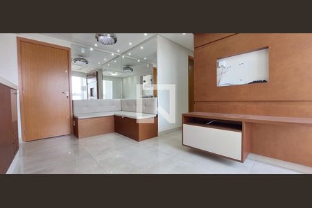 Sala de apartamento à venda com 2 quartos, 52m² em Utinga, Santo André