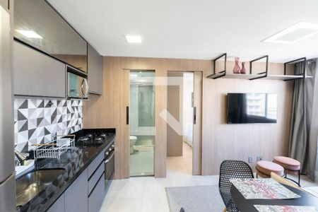 Cozinha de apartamento para alugar com 2 quartos, 46m² em Bela Vista, São Paulo