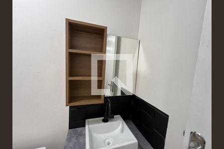Banheiro de kitnet/studio à venda com 1 quarto, 28m² em Jardim Lisboa, São Paulo