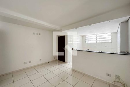 Sala de casa para alugar com 2 quartos, 90m² em Vila Celeste, São Paulo