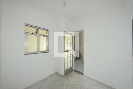 Sala de apartamento para alugar com 2 quartos, 50m² em Bento Ribeiro, Rio de Janeiro