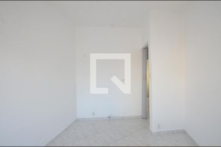 Quarto 1 de apartamento para alugar com 2 quartos, 50m² em Bento Ribeiro, Rio de Janeiro