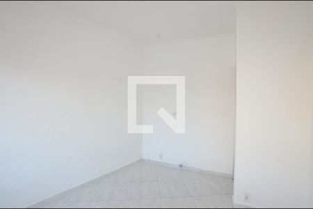 Quarto 1 de apartamento para alugar com 2 quartos, 50m² em Bento Ribeiro, Rio de Janeiro