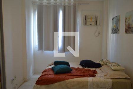 Suíte de apartamento para alugar com 2 quartos, 70m² em Jacarepaguá, Rio de Janeiro