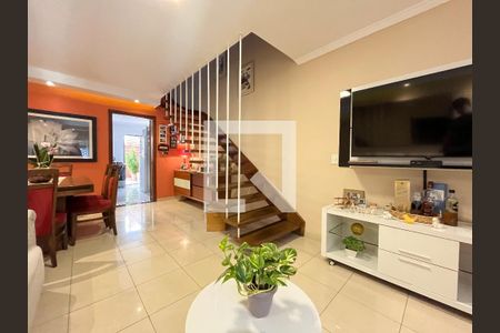 Sala de casa à venda com 4 quartos, 150m² em Jardim Oriental, São Paulo