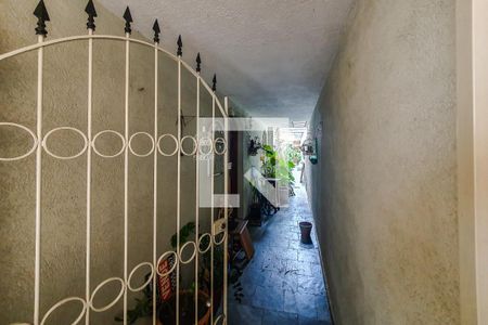 corredor entrada de casa para alugar com 4 quartos, 125m² em Cursino, São Paulo