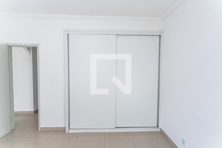 Armário do Quarto 1 de apartamento à venda com 2 quartos, 80m² em São Pedro, Belo Horizonte