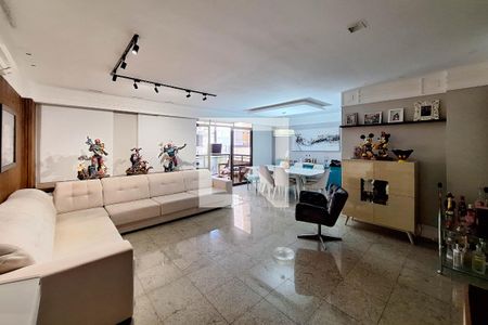 Sala de apartamento à venda com 5 quartos, 225m² em Ingá, Niterói