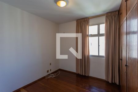 Suíte de apartamento para alugar com 1 quarto, 55m² em Funcionários, Belo Horizonte